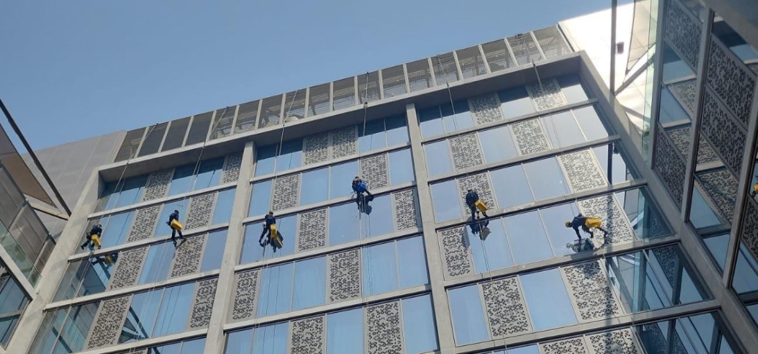 glass cleaning